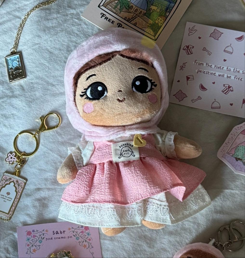 Zoya Plushie - Hijabi Doll